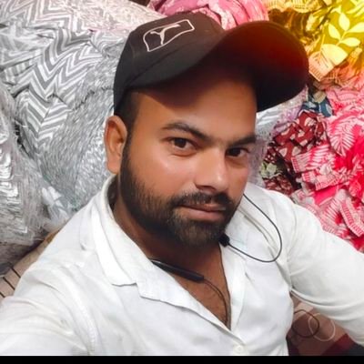 Mahtab_Siddiqu1's profile picture. हमेशा सही के साथ खड़े रहो भले ही अकेला क्यों न रहना पड़े..!!
