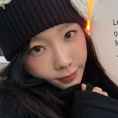 syjungies's profile picture. taengsic and i against the world