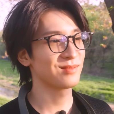 wjhvisuals's profile picture. “thank you for the love that doesn’t make me feel lonely” - 🐱 to 🐶 || dino: 감사해여 mahal kita😆 || 24 she/her || rmt 🧫🔬💉