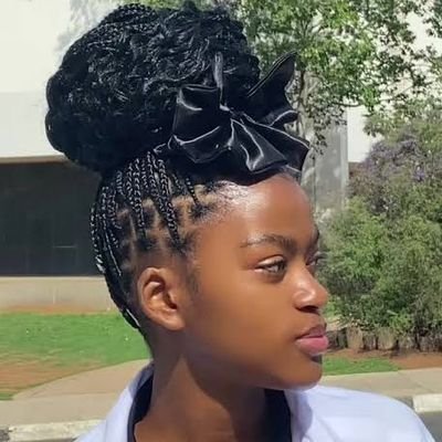 Snr_cou's profile picture. 