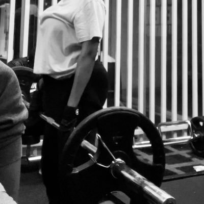 sbziii's profile picture. Don’t follow me, I’m lost too.