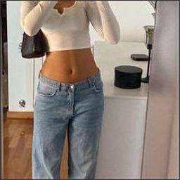 FJhys64398's profile picture. The world is vast, depending on how big your heart is