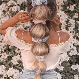 RmcqeQ12067's profile picture. The world is vast, depending on how big your heart is