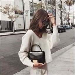 bhxef66845's profile picture. The world is vast, depending on how big your heart is