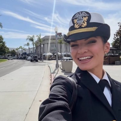 v_lee6755's profile picture. U.S🇺🇸.#MAGA #VETERAN #Christian Bring back peace to humanity