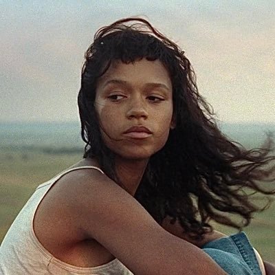 versesappho's profile picture. 