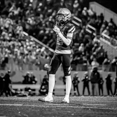 carlosgordonjr's profile picture. |6’2| DB | 3304727302 | Archbishop Hoban High School V Football🏈 https://t.co/4kKZ6cLfOT