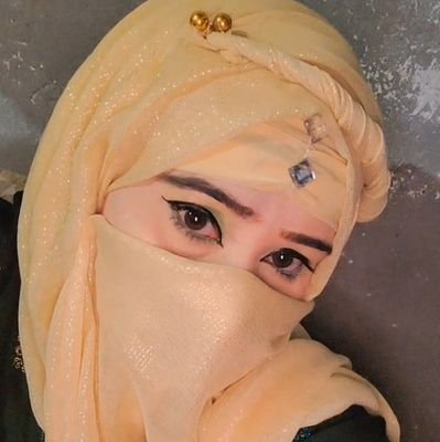 MissNeo123's profile picture. I don't like showy love and these sweet tones.👣