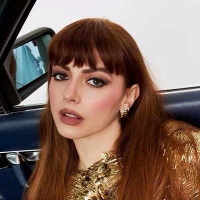 xioinetay's profile picture. 