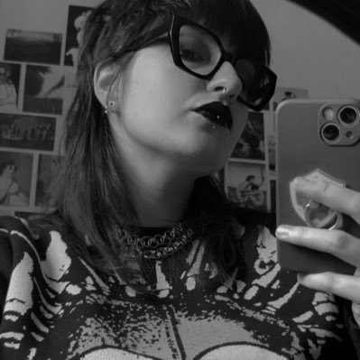 maekujo's profile picture. 