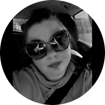 JIanBoutique's profile picture. Owner - *TheRedQueenShop on Poshmark & Mercari * dreamin in art * comedy fan girl * fashion enthusiast * retired goth