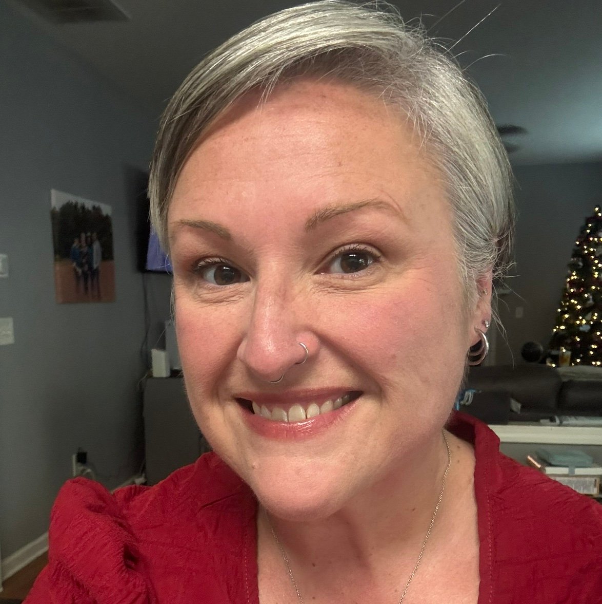 MonicaM1276's profile picture. 