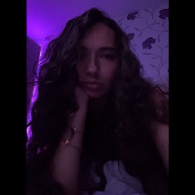 Demi_Leigh29's profile picture. 28✨