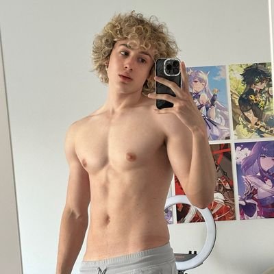 iziahwillams's profile picture. am a gay