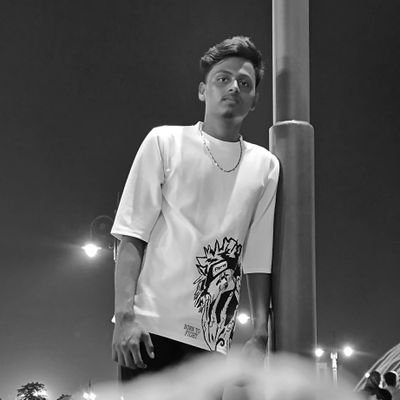 Tamil_21k's profile picture. 