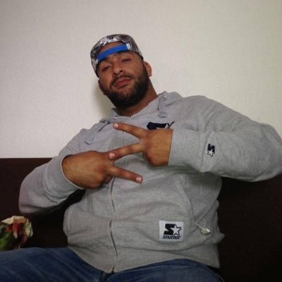 KnuelleTuennes1's profile picture. Köln am Rhein! 🔴⚪️