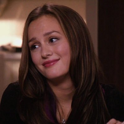 labubumi's profile picture. vestibulanda de med totalmente obcecada pelo twice e por blair waldorf