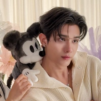 Febin8X2H1's profile picture. #HAPPINET🖤🩷Felicia🪽GoodLuck☘️ FlyingHoney🌈🍯🐝🌟 LOVE🥛☕🥚🍦#MyWonderful2025🍀