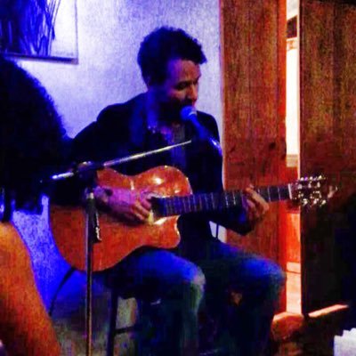 LEOVING's profile picture. Dominican 🇩🇴 | Publicist 🎯 | Songwriter 🎶 | Proud Cibaeño ✨ I love basketball and geopolitical topics.