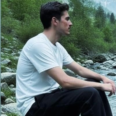 mountainaddict0's profile picture. 22/athelete/Hiking 💜