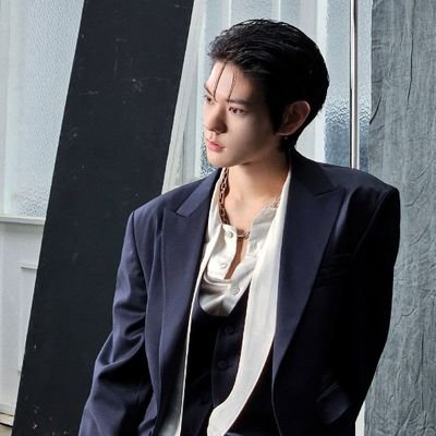 LeeNichiolas's profile picture. 🫂