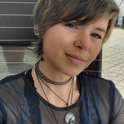 KateKim359805's profile picture. coffee in one hand,confidence in the other💫🫶