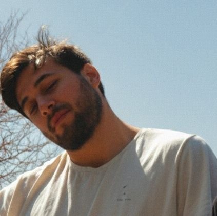 Khanabadosh_111's profile picture. baki sb thik hai bs thode paise ki need hai 🫠

Animal | Nature And You 🫵🏻