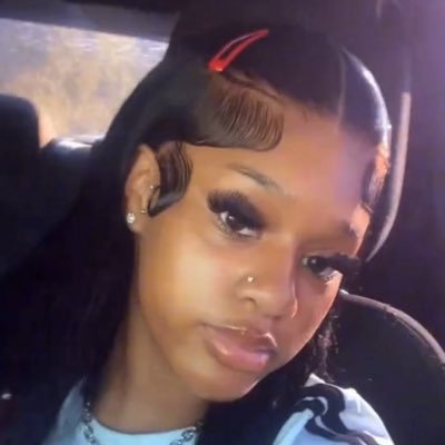 msnaribarbie's profile picture. 💋