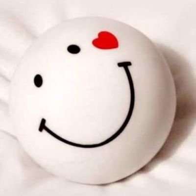 mlaja8s's profile picture. 