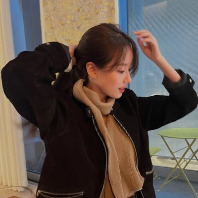 5txkugirl's profile picture. 빛과 투명한 우리가 하나가 될 수 있게!