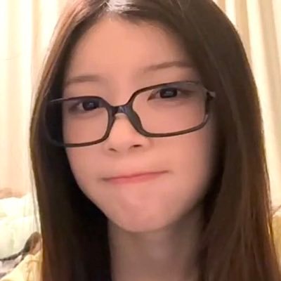 tomatogirl44's profile picture. hey nana.. 🍰 @unchaein