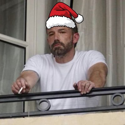 THEMAN0UTOFTIME's profile picture. slim n’ athletic