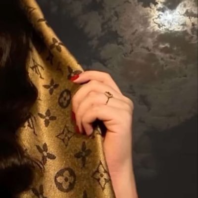 xllt00's profile picture. " لكل فعل ردّة فعل " جمّل سواياك ، يعجبك مردودها .