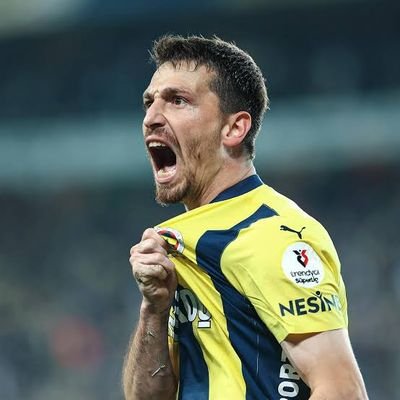 Fener10No's profile picture. Fener'in Bahçesindeki Çocuk