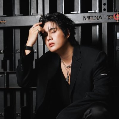 miraexx0's profile picture. yapper for 🦥💰 // i edit sometimes