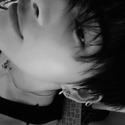 sunghoonlluvr's profile picture. Matemática denovo?  @duckdahlia.

ENHYPEN HOME