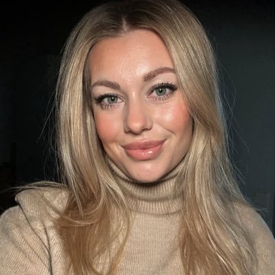 virtuesanaahh's profile picture. Naturally dope by being the best me.