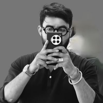 sonushukla_7's profile picture. On A quest to falling in Love with my passion  🩺