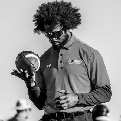 coachholmesjrr's profile picture. DB Coach Muskingum University 🦈 #GETHOOKED / Kent State Alum 22’ ⚡️🏈 “Stagnant Water Stinks…Keep Going” 🖤