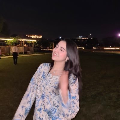 psychopathxo_'s profile picture. Med school but I’ve seen worse