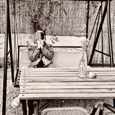 may_hallak's profile picture. وَلَنا في الخيالِ حياةٌ، ولَنا في الحياةِ خيالٌ | هُنا يَسكُنُ كائنٌ وَرَقيٌّ لا يُحِبُّ الضّوضاء..