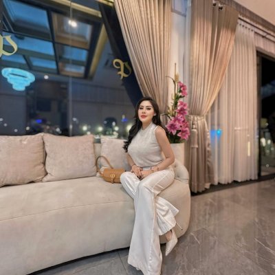 safdar58222's profile picture. Design enthusiast |Tennis   🎨✂️