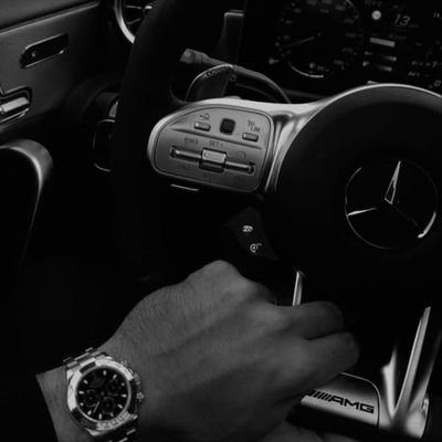 thekingsshare's profile picture. Enter a world of raw, addictive charm and unapologetic seduction, where every moment leave you breathless. Subscribe now, if you dare.
🔞 NSFW | 18+ only.