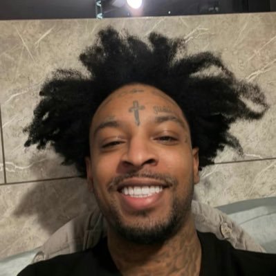 raldiexxx's profile picture. Ah sht, here we go again…