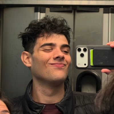 atrua_'s profile picture. Soc auditor de nit a un hotel i estudio turisme