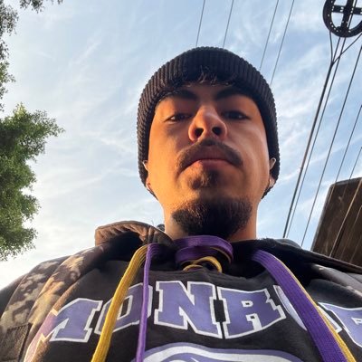 maXxxiiiyi's profile picture. 