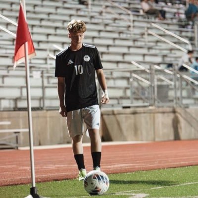 w3s_medlin's profile picture. @SportingCitySC | @MLSNext | Sporting City MLS Next 2 (2010) #26 | Lee’s Summit West High School (2028) #10