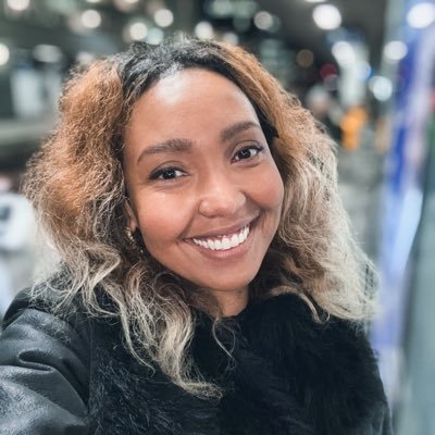 realjoycelopes's profile picture. Jg. 1984, 🇧🇷🇨🇭, Journalistin, Marketing-Spezialistin, Mitglied von @edu_zh, Gründerin des Printmagazins »The Voice of Jars«