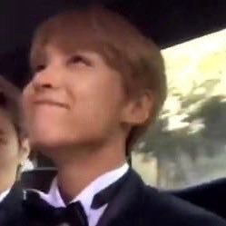 thursmoonab's profile picture. 