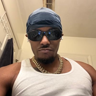 MisterJoJo850's profile picture. 🗣️It's all about #CaneNation🙌🏾🙌🏾🌴🌴☀️☀️#TitanUp #ContentCreator🎥 #LakeShow #ArmyVet🪖🎖️CEO of Wake EM UpRadio🐓📻#ITStudent🤓💻